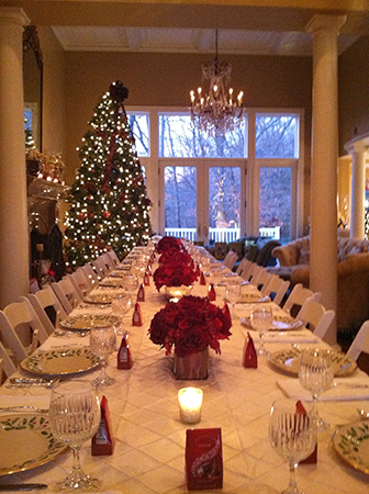 Impressive Christmas Dinner Table Setting